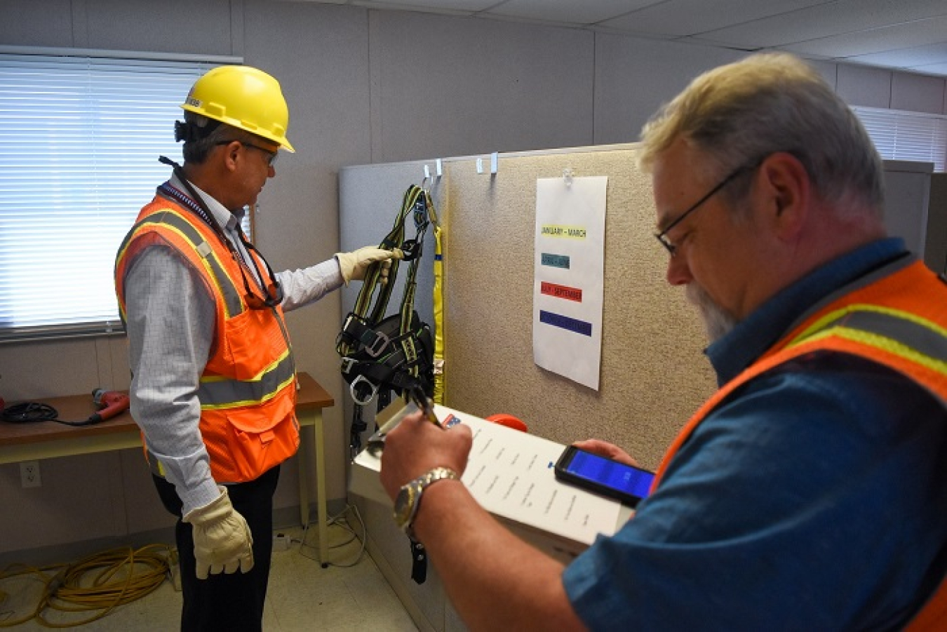 How many safety hazards do you think you could spot in two minutes?