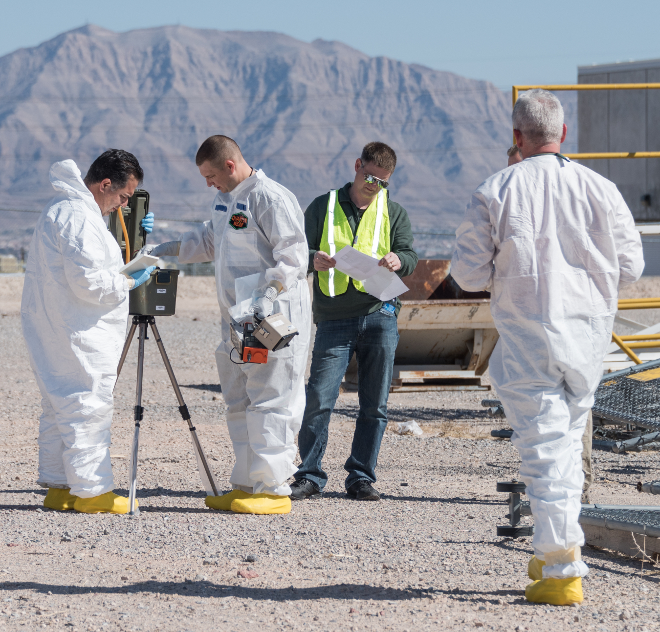 Radiological Assistance Program (RAP) personnel prepare an air sampler during consequence management equipment training.