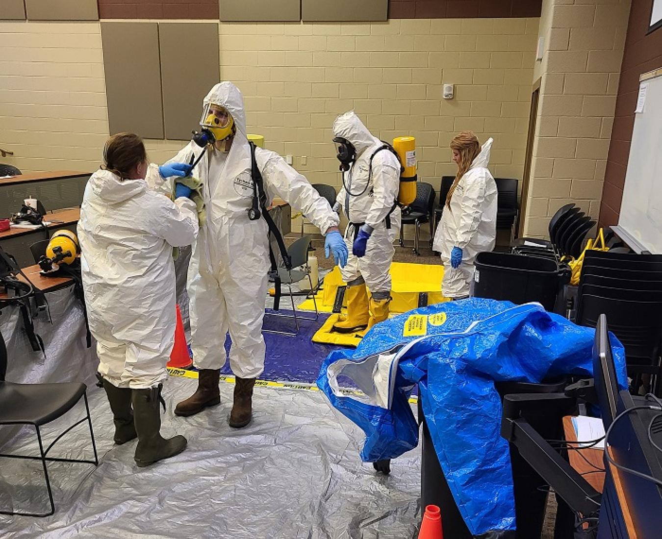 Oak Ridge cleanup contractor UCOR’s radiological control technician training program includes hazardous waste operations emergency response and asbestos training to ensure graduates are prepared for the variety of tasks required for radiological cleanup. 