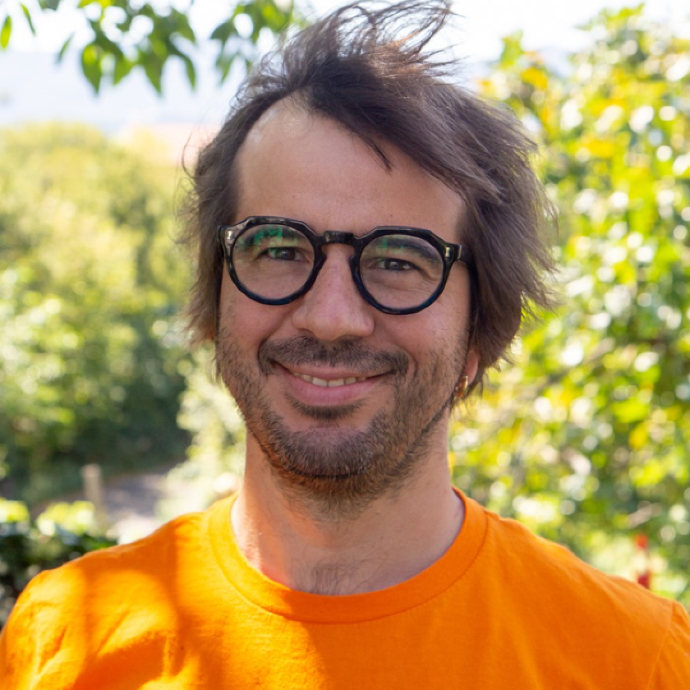 Anze Slosar Profile Picture