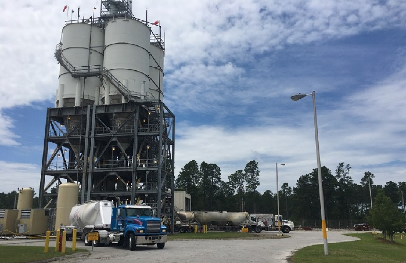 Improvements at the Saltstone Production Facility have made it possible for as many as four trucks to simultaneously unload dry materials into silos for mixing with decontaminated salt solution from the Salt Waste Processing Facility at the Savannah River Site.