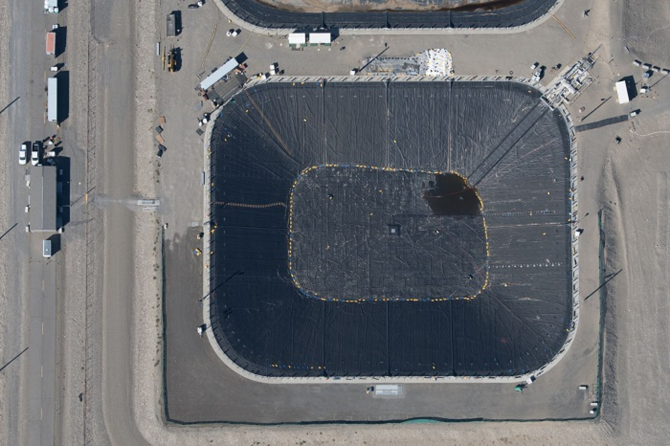 An aerial view of Hanford’s Liquid Effluent Retention Facility Basin 44 with its new cover installed.