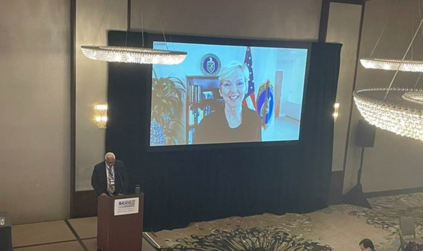 Image of Secretary Granholm presenting at the NASEO Annual Meeting