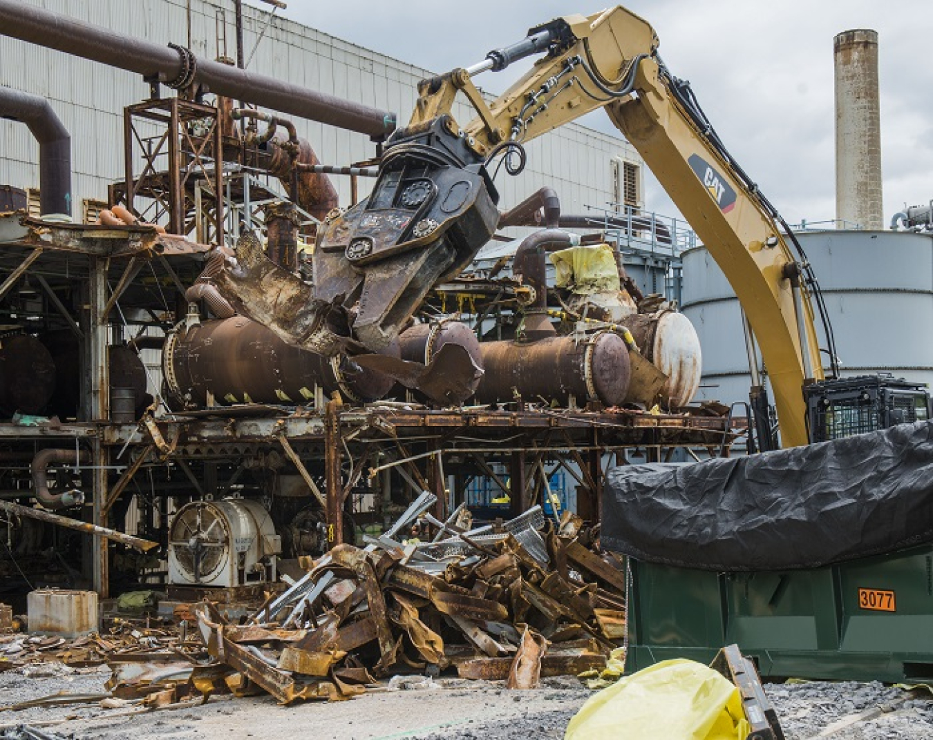 EM crews cleaned and demolished Column Exchange (COLEX) equipment on the west end of the Alpha-4 Building at the Y-12 National Security Complex. So far, the effort has retrieved more than 10,000 pounds of mercury.