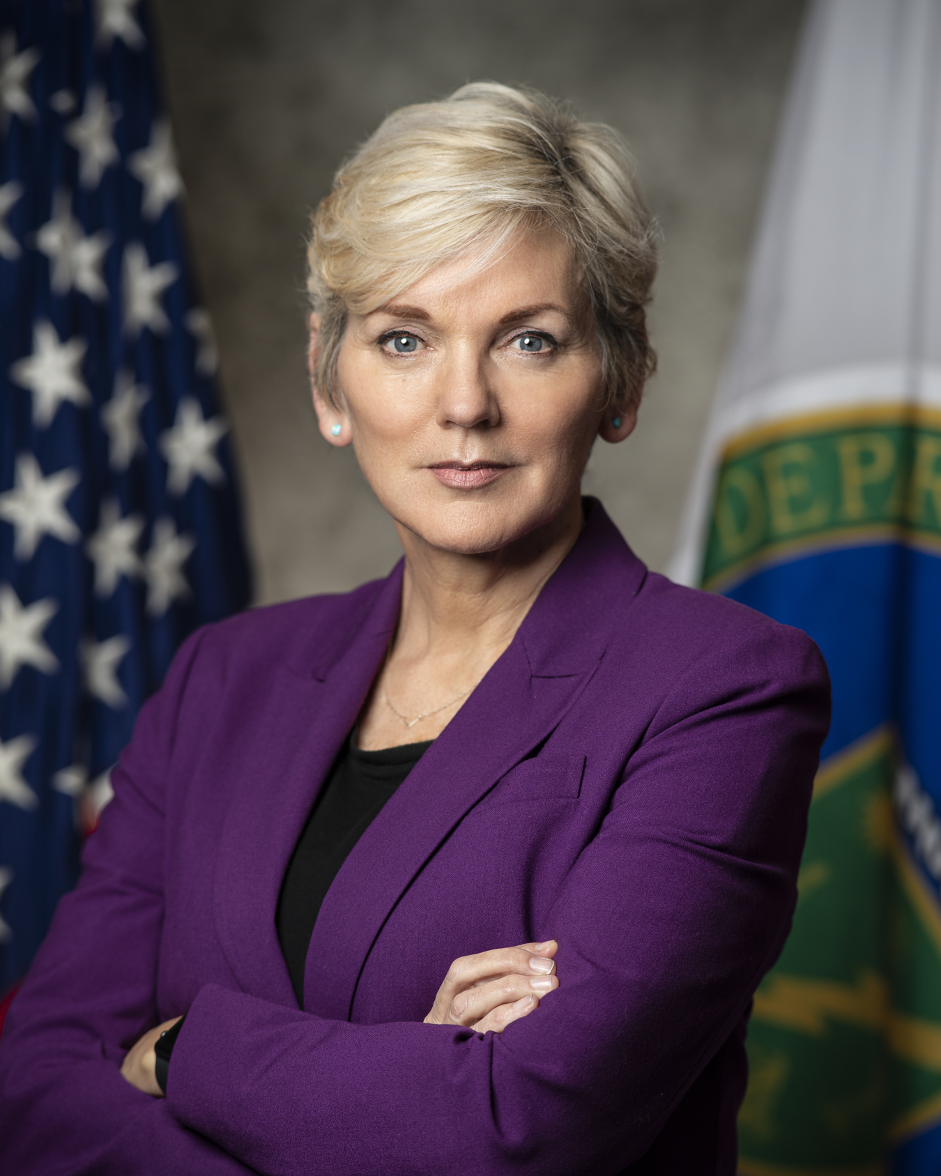 Official photograph of Secretary of Energy Jennifer M. Granholm 