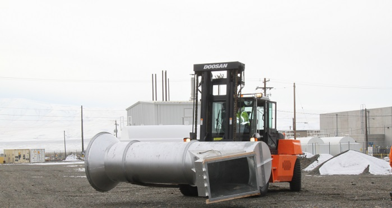 Components of a new ventilation system were recently delivered to the Reduction-Oxidation Plant on the Hanford Site’s Central Plateau. The new system will improve worker safety and support future high-hazard work planned inside the facility.