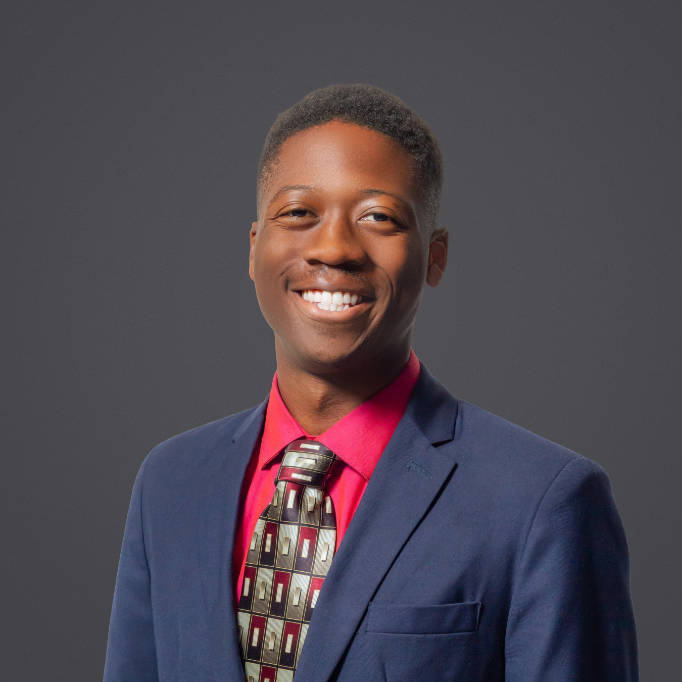 Headshot of Tomiwa Olufolabi