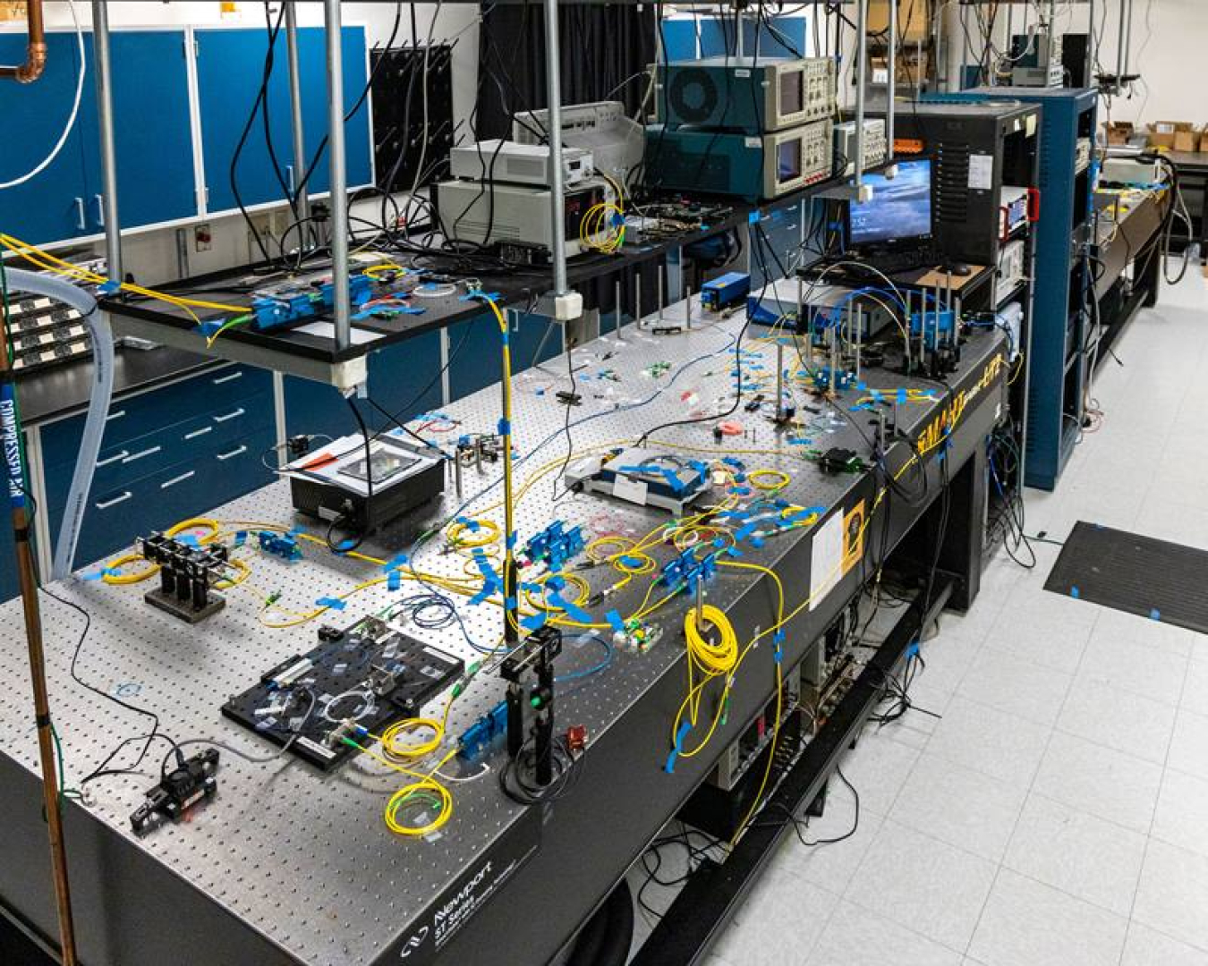 Quantum equipment in the "Alice” laboratory, where the researchers stored the photon source and the first node in the three-node quantum network.