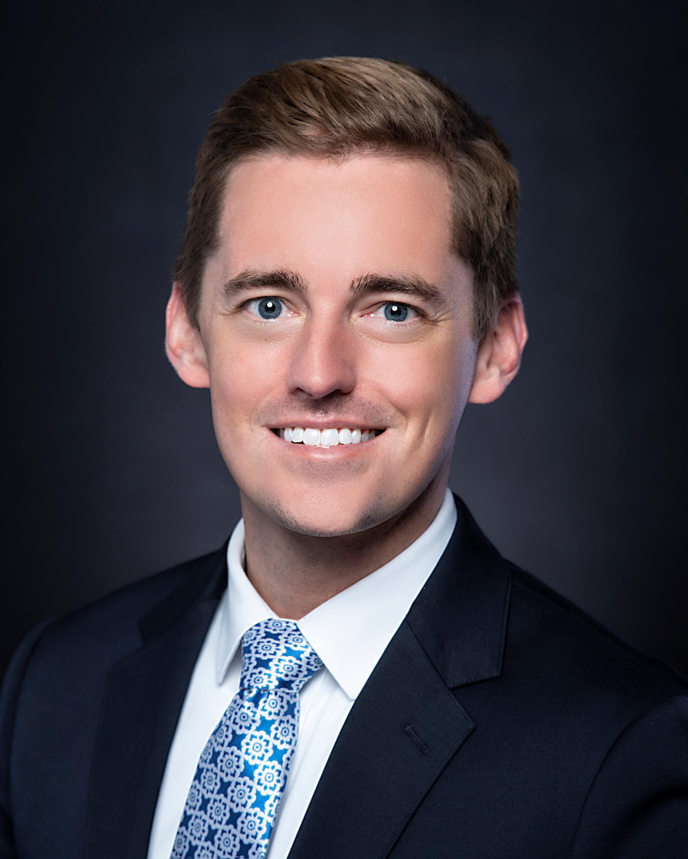 Andrew Wills Headshot