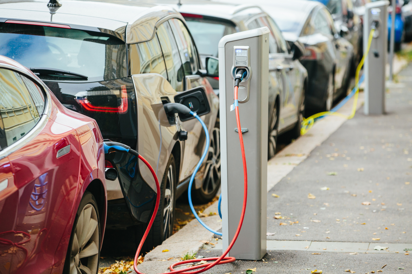 Roadside electric hot sale car charging