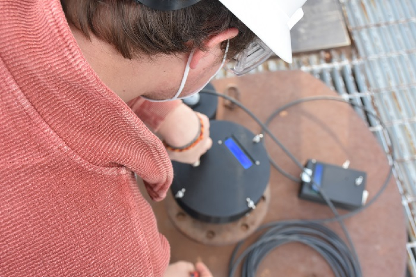 Anders Lind works on a tank integrity project at the Cold Test Facility near the Hanford Site as part of an internship project with Washington State University’s Tri-Cities campus and Hanford Site contractor Washington River Protection Solutions.