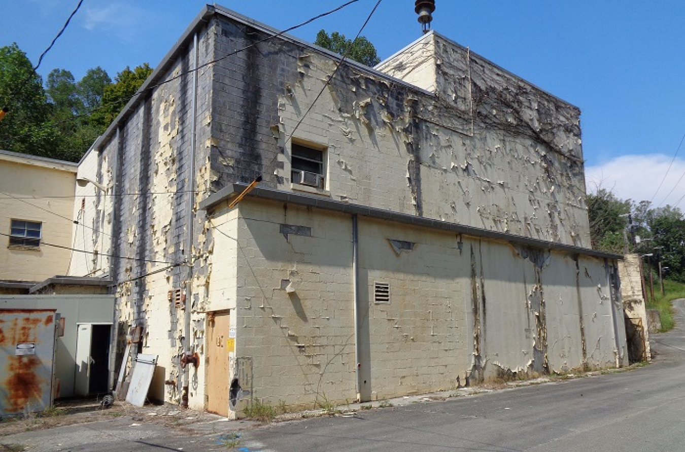 A view of the deteriorated condition of the Criticality Experiment Laboratory on the Oak Ridge Reservation. Its demolition will eliminate a high-risk excess contaminated facility from the Y-12 National Security Complex footprint.