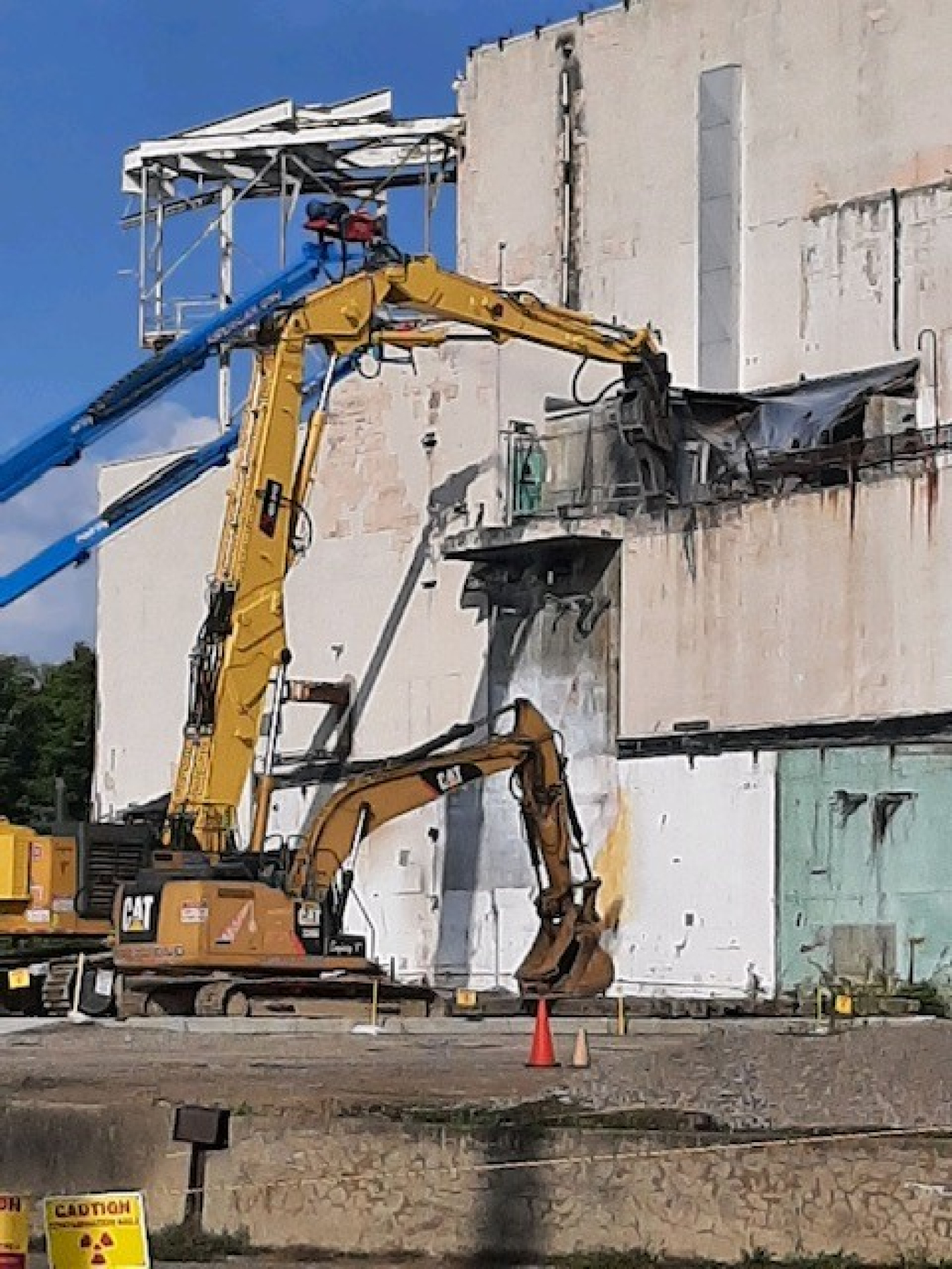 Workers at the West Valley Demonstration Project began the teardown of the Main Plant Process Building last week. The facility will be deconstructed in a manner protective of workers, the public and the environment.