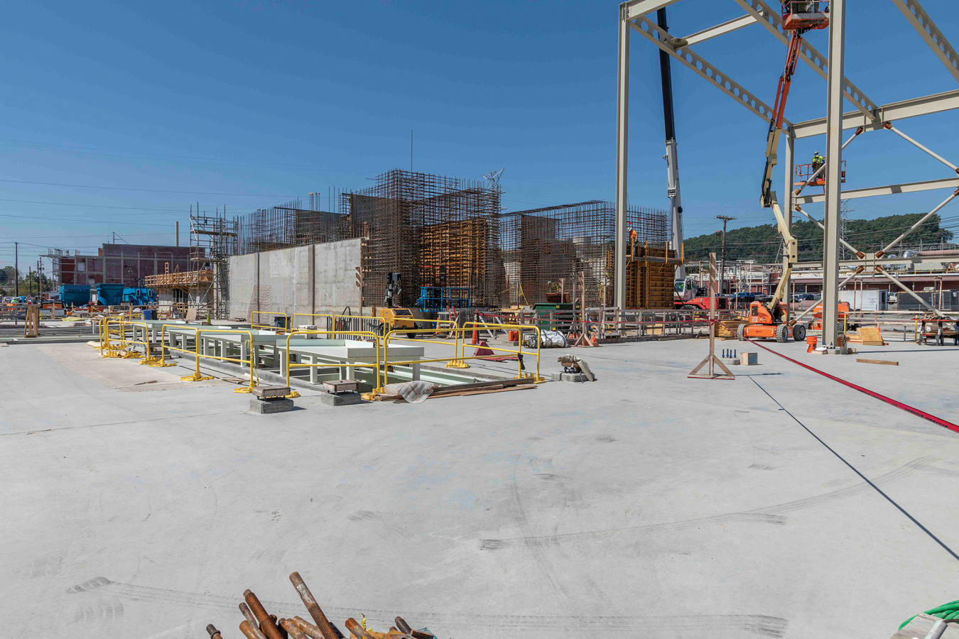 The Mercury Treatment Facility at the Y-12 National Security Complex will be comprised of a treatment facility, headworks facility and a half-mile pipeline. Crews pictured here advance construction on the treatment facility.