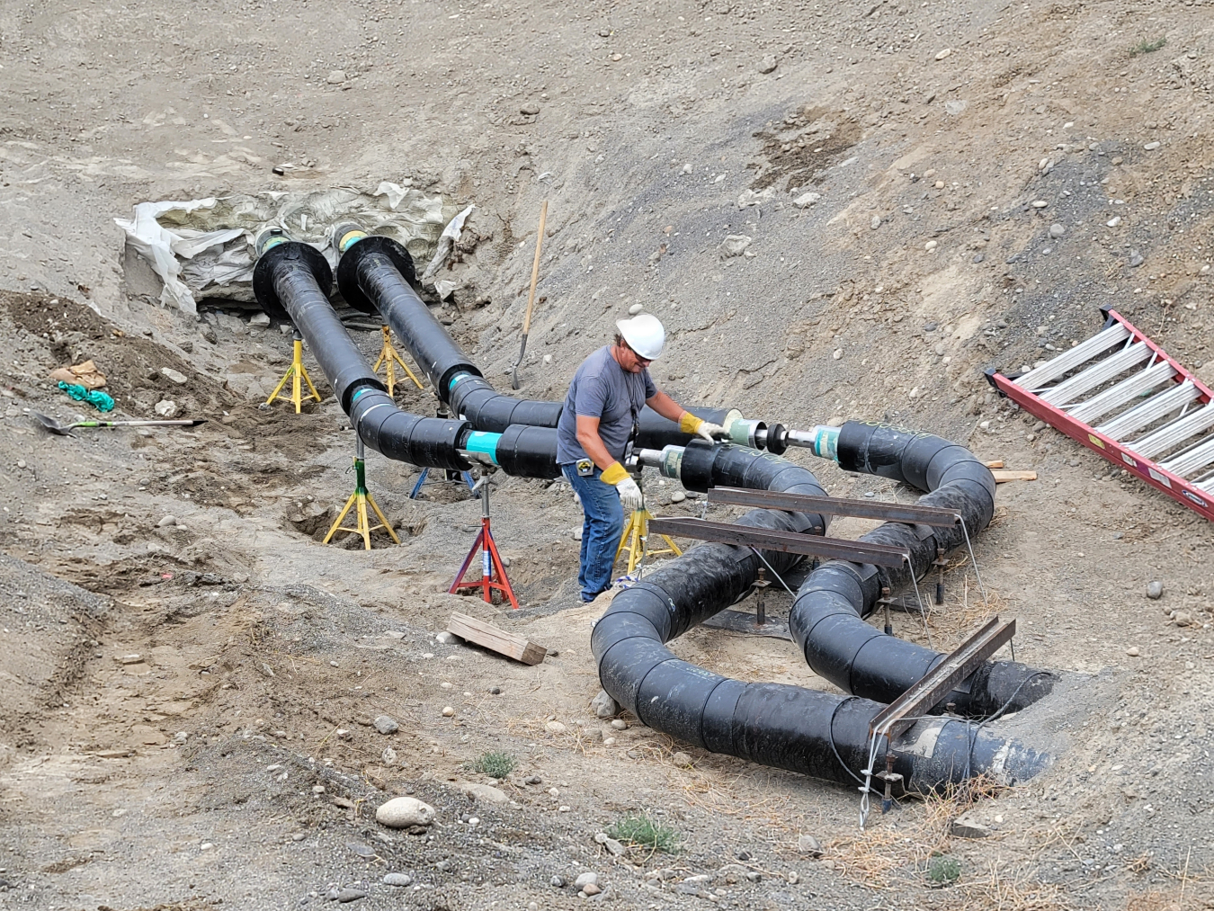 In August 2021, workers made the final welds on the transfer line connecting the Hanford Site’s tank farms to the Waste Treatment and Immobilization Plant.