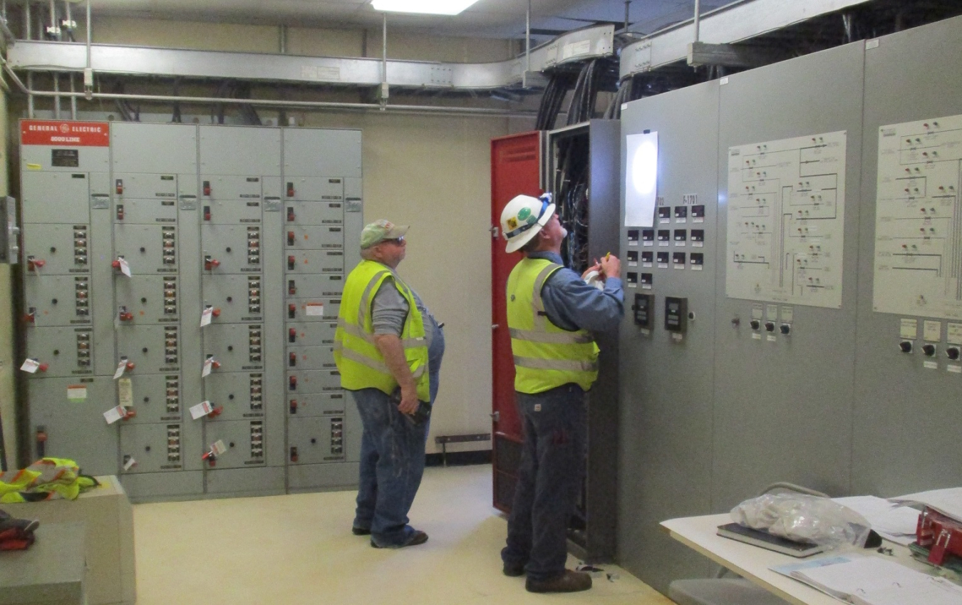 The Oak Ridge Office of Environmental Management’s Distributed Control System upgrade project included the design, fabrication and installation of a fully new system complete with a new fiber optic cabling system.