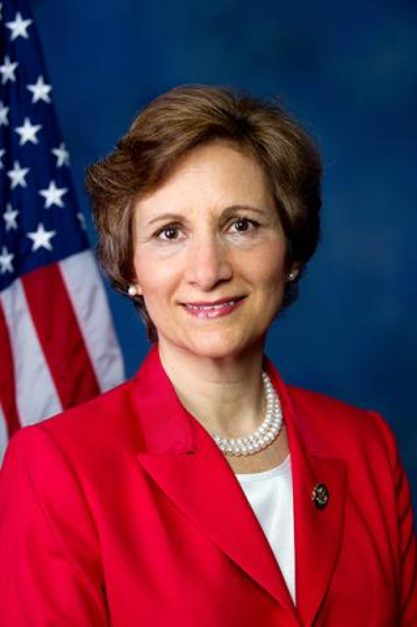 Suzanne Bonamici smiles at the camera.