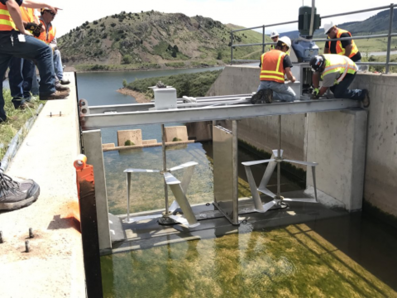 Aluminum-Cerium Turbines generate electricity from water