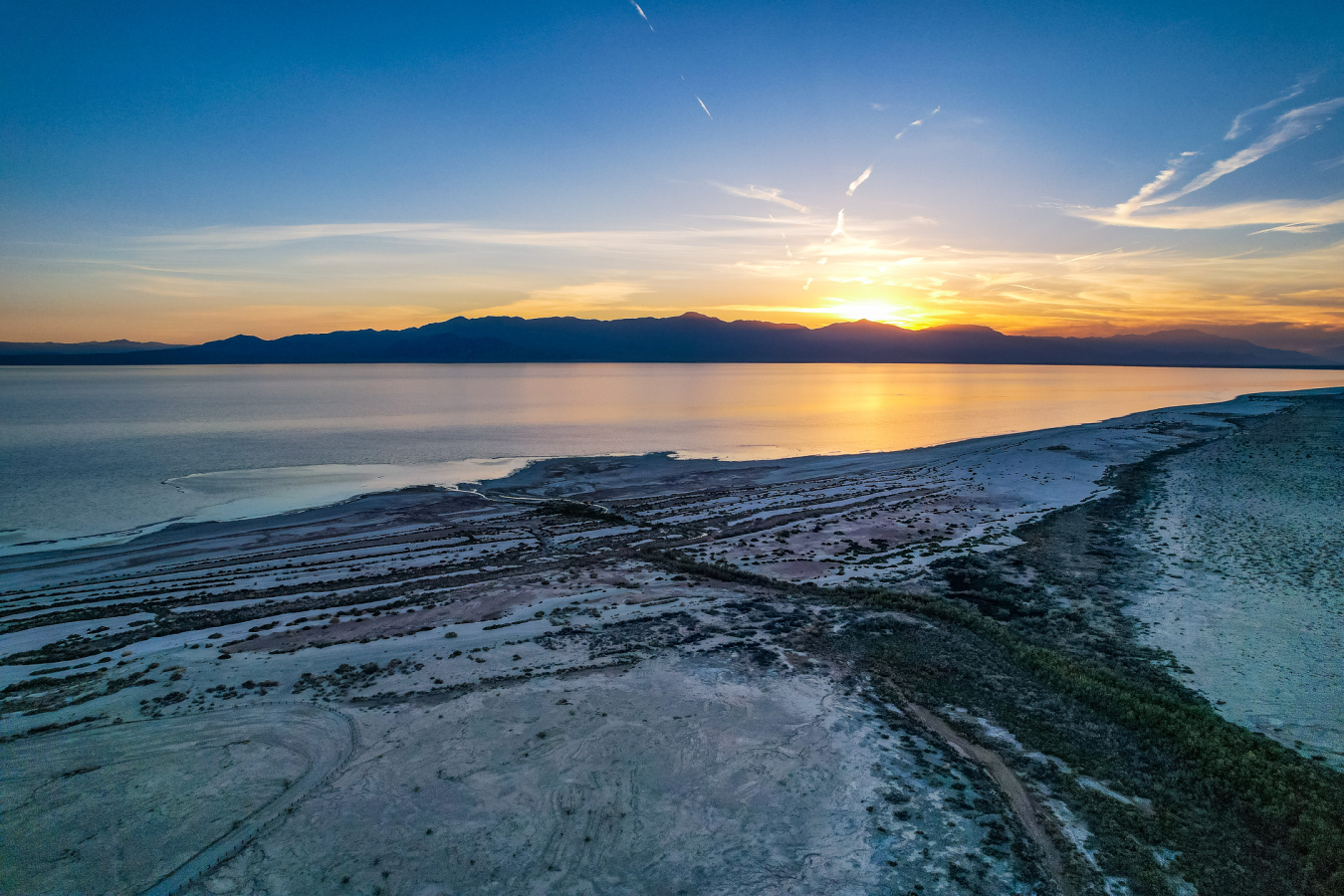 Shoreline at the Salton Sea during sunset.