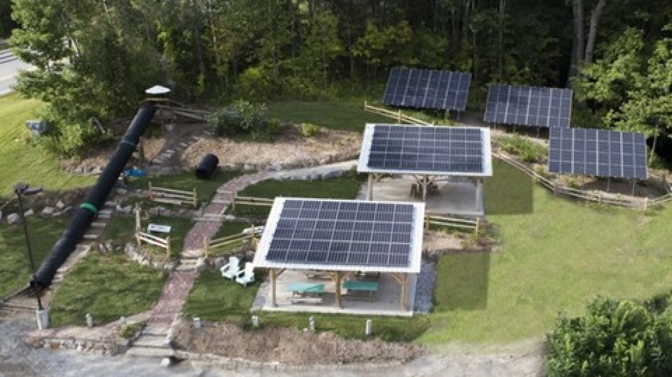 this community solar array is located in Plymouth, New Hampshire.