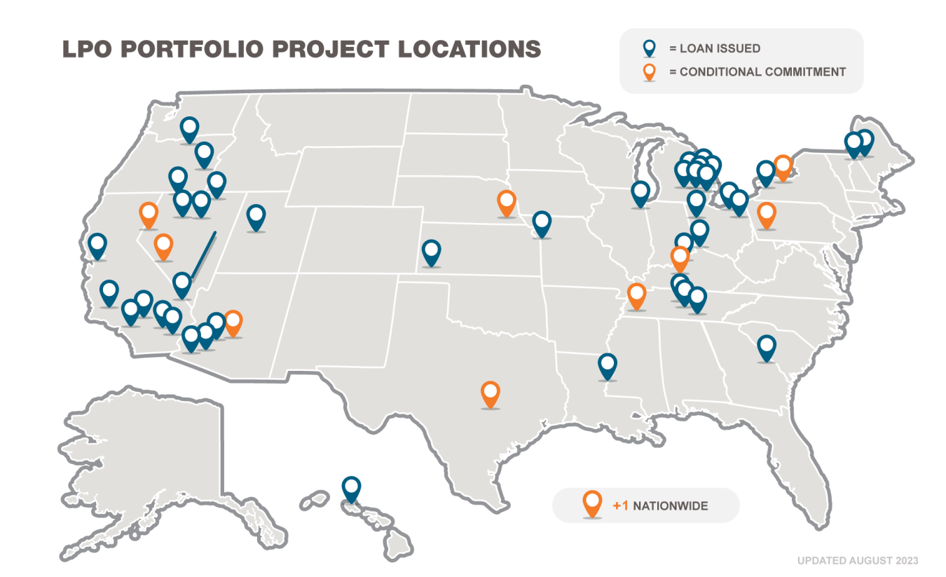 US map with blue and orange pins at LPO project locations
