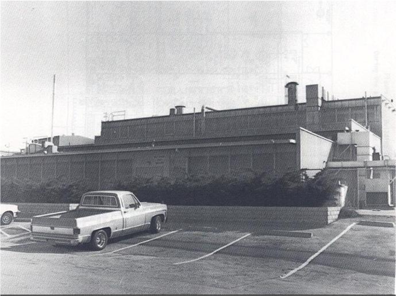 Outside view of building 4005