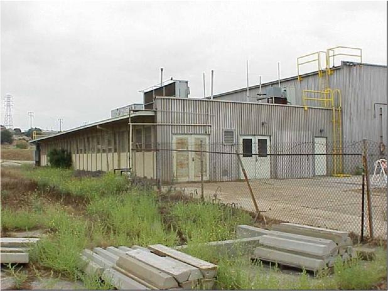 Outside view of building 4011