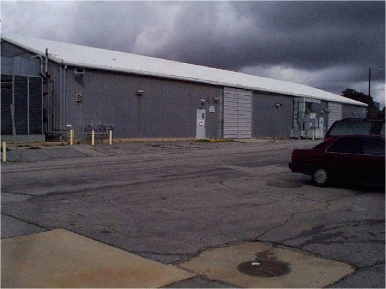 Outside view of building 4023