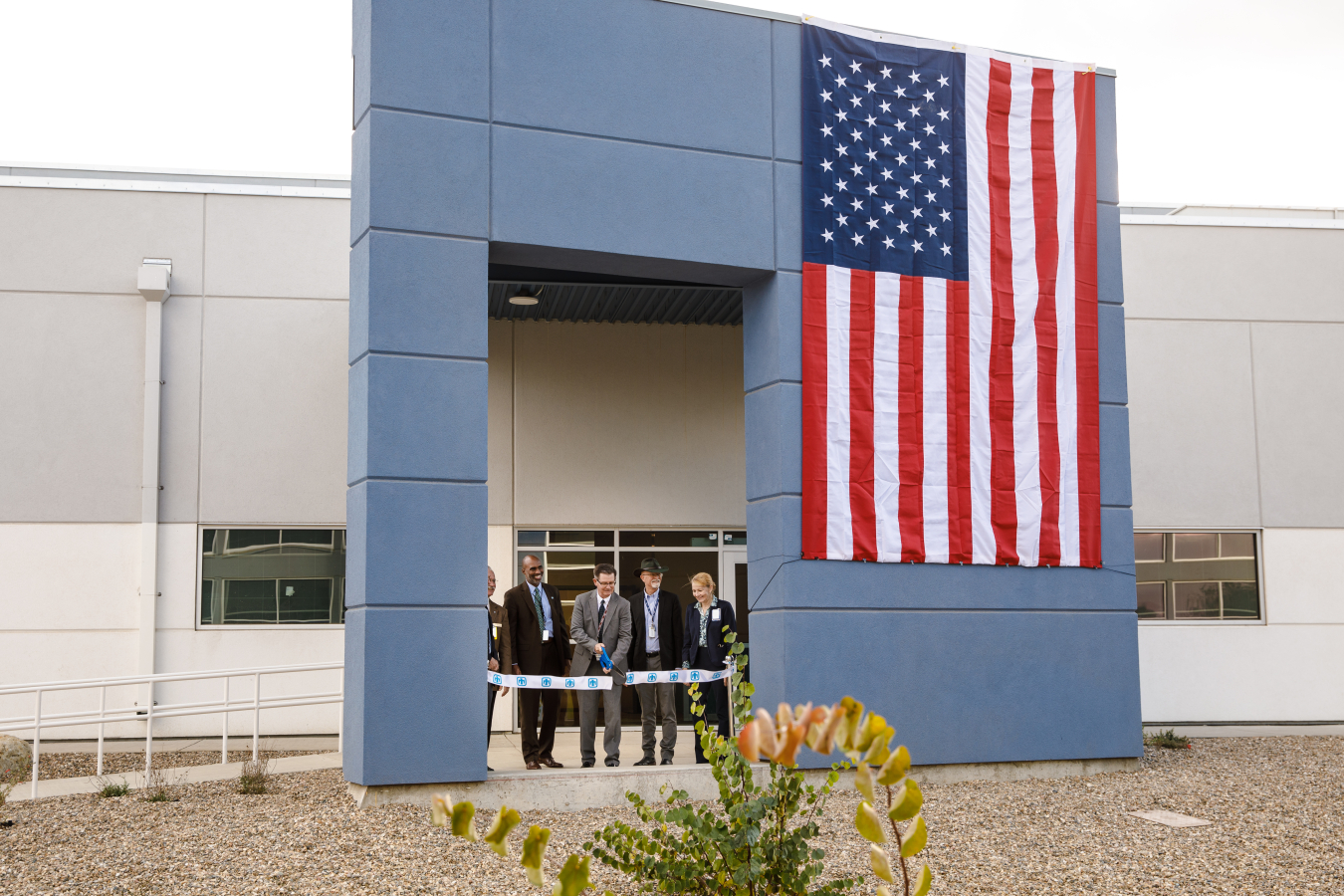 Ribbon-cutting at Sandia's new high bay laboratory in Livermore, California