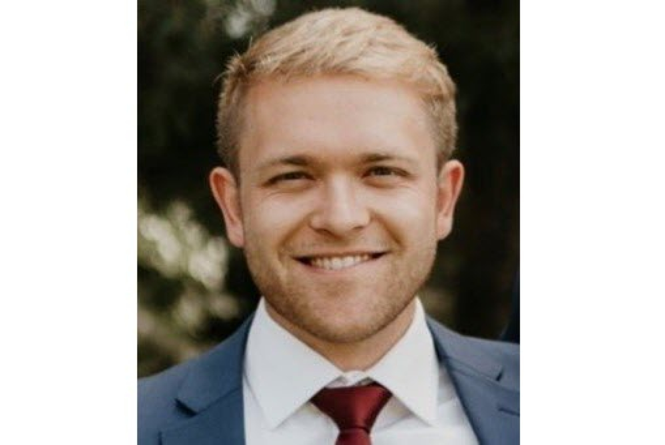 Headshot of Michael Kelly