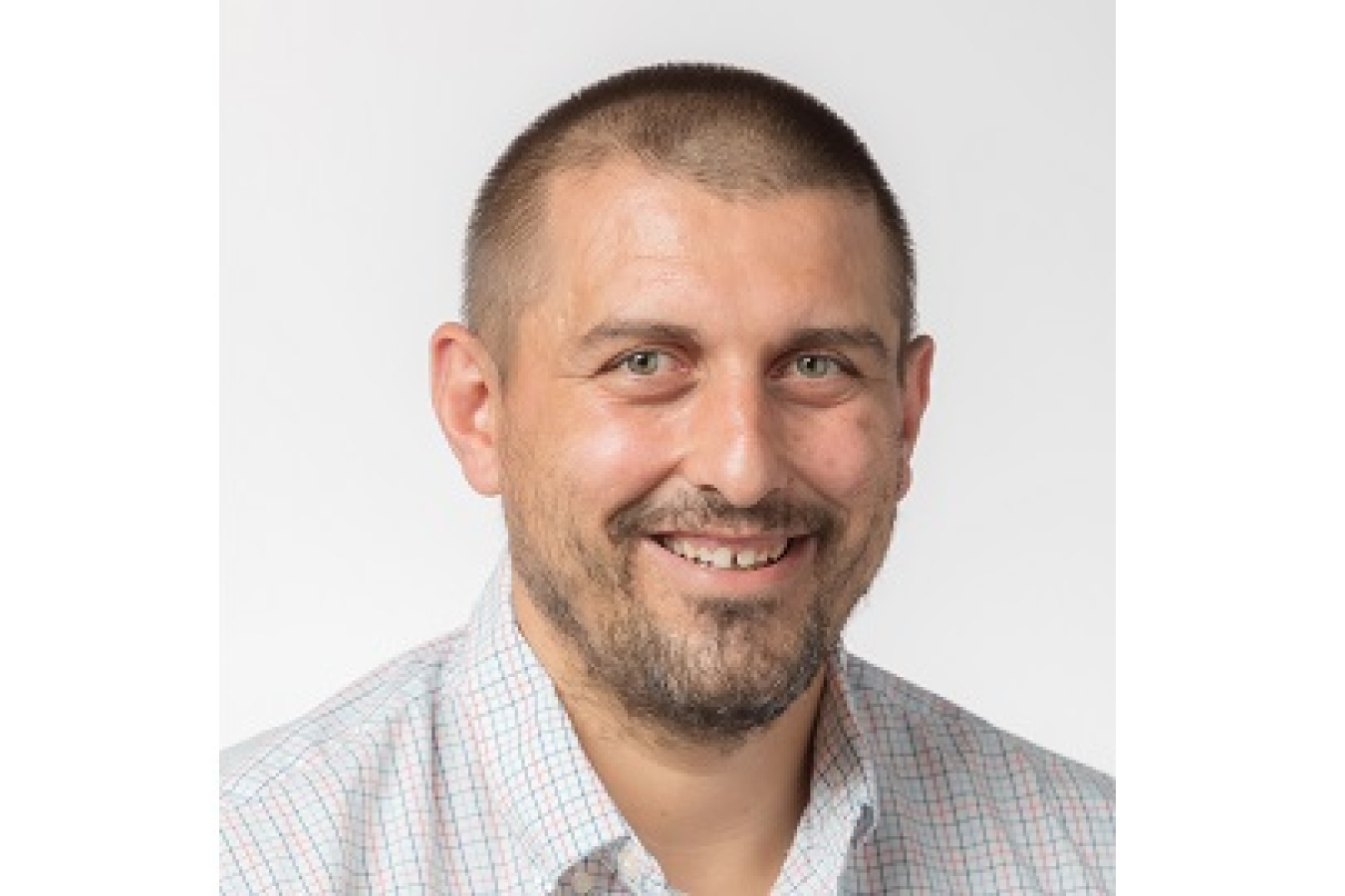 Darren Peterson headshot