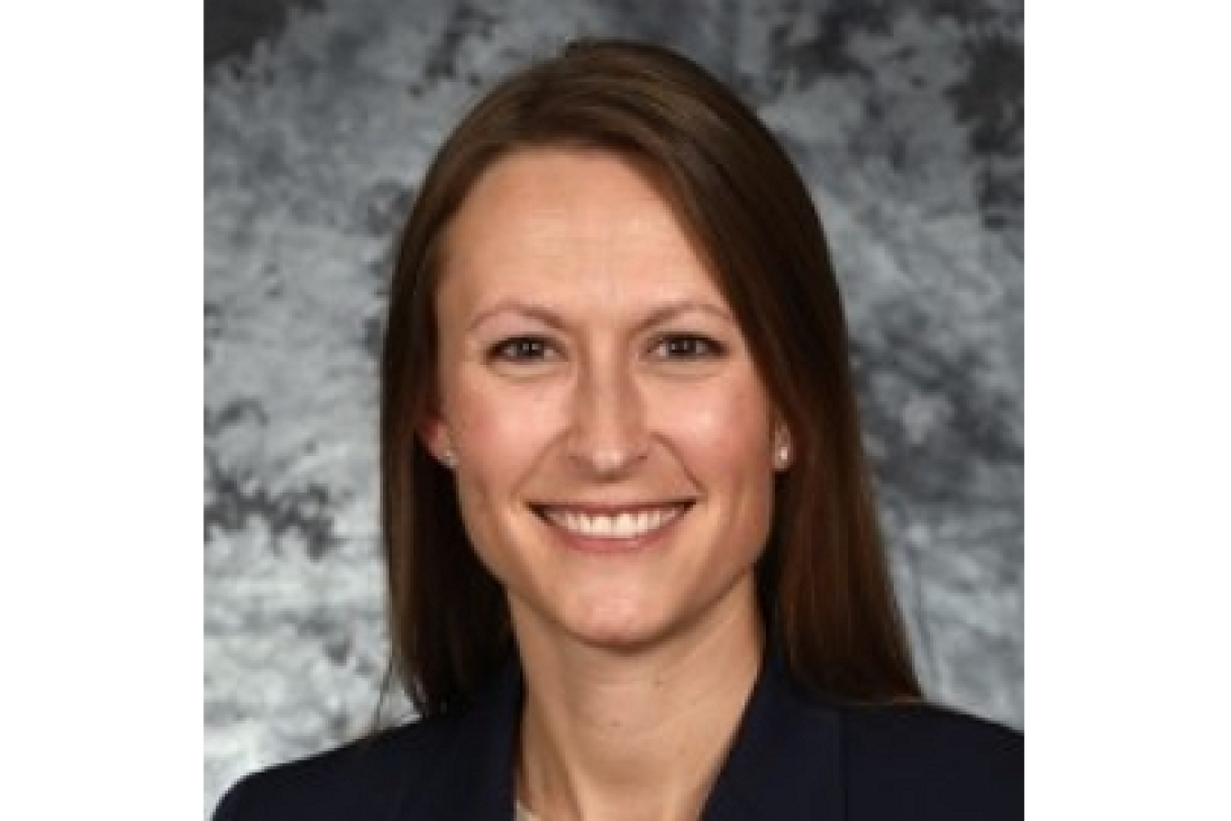 Lynn Wendt headshot