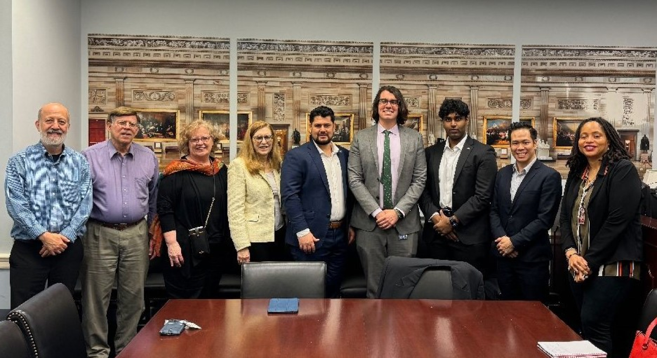 EPIC participants from Syracuse University, The Clean Fight, Ashlawn Energy and Yotta Energy meeting with the office of Senate Majority Leader Charles (Chuck) E. Schumer.
