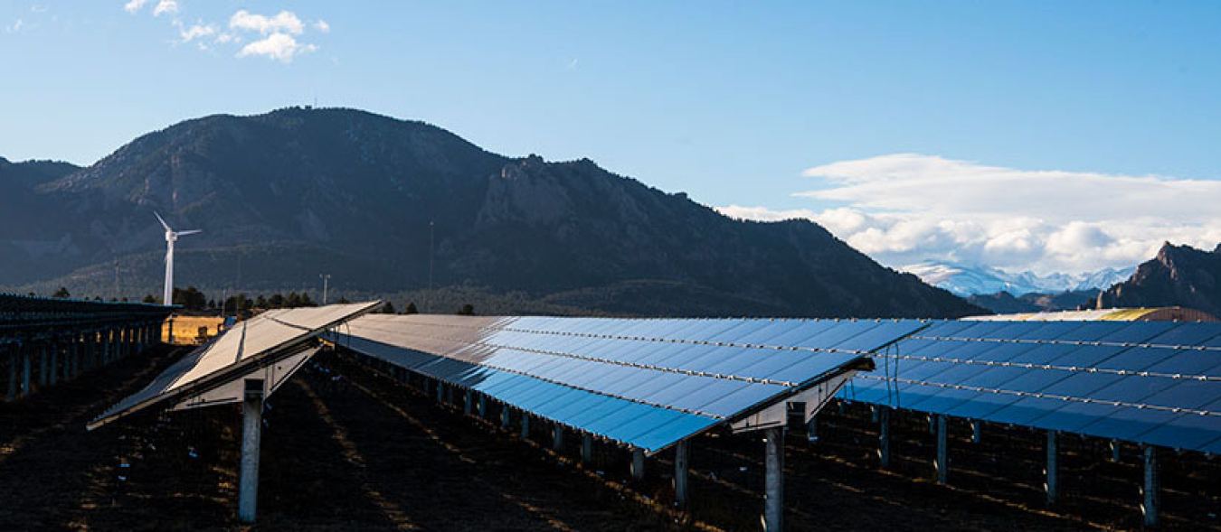 A large-scale solar array in Colorado with CdTe modules.