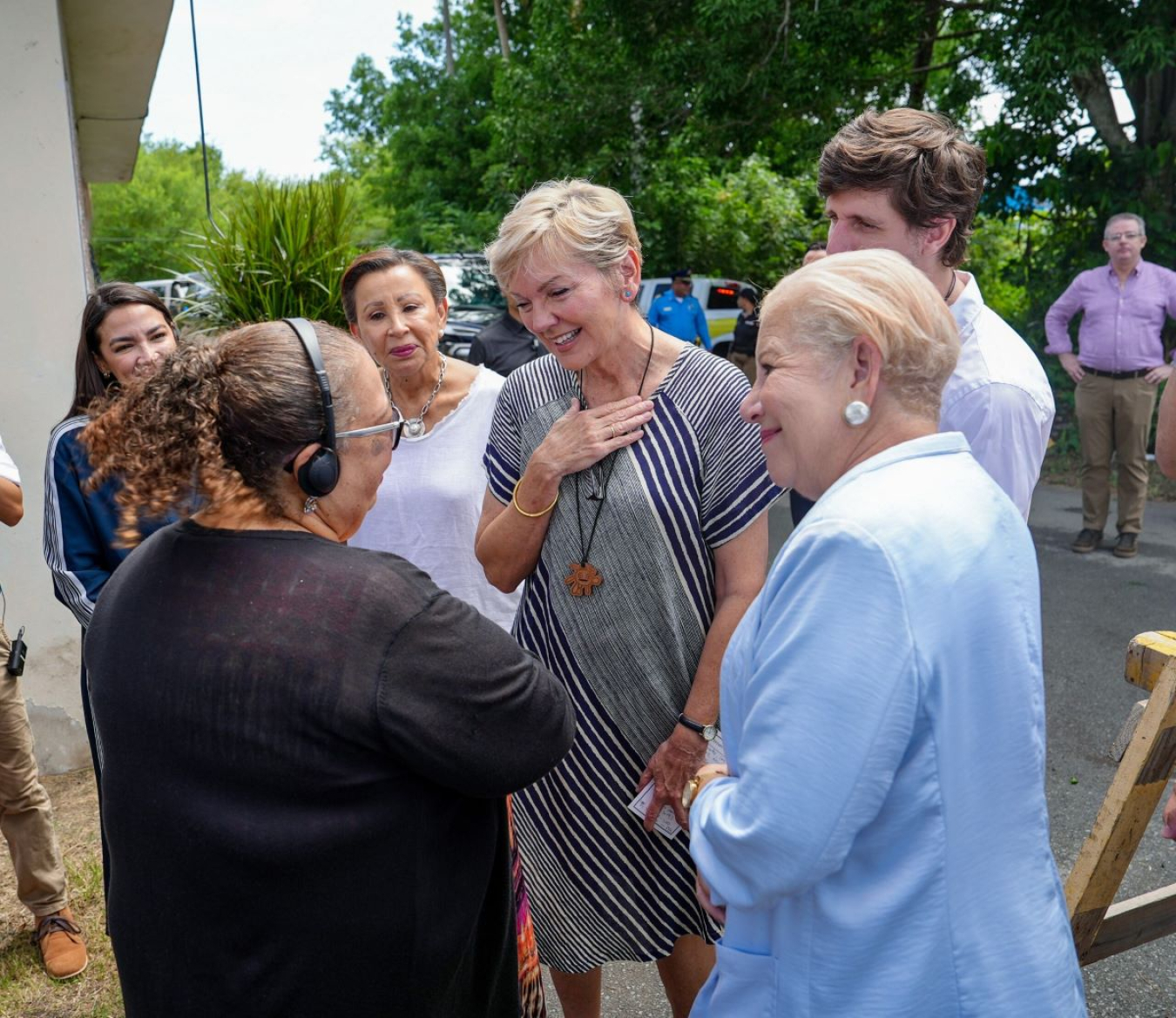 Secretary Granholm and the Mayor of Loíza, Julia Nazario Fuentes, talk with the homeowner who received her solar and battery storage system.