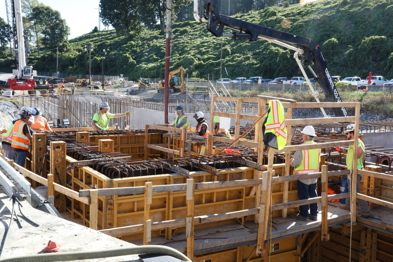 Oak Ridge crews pour concrete at the Mercury Treatment Facility’s headworks facility.