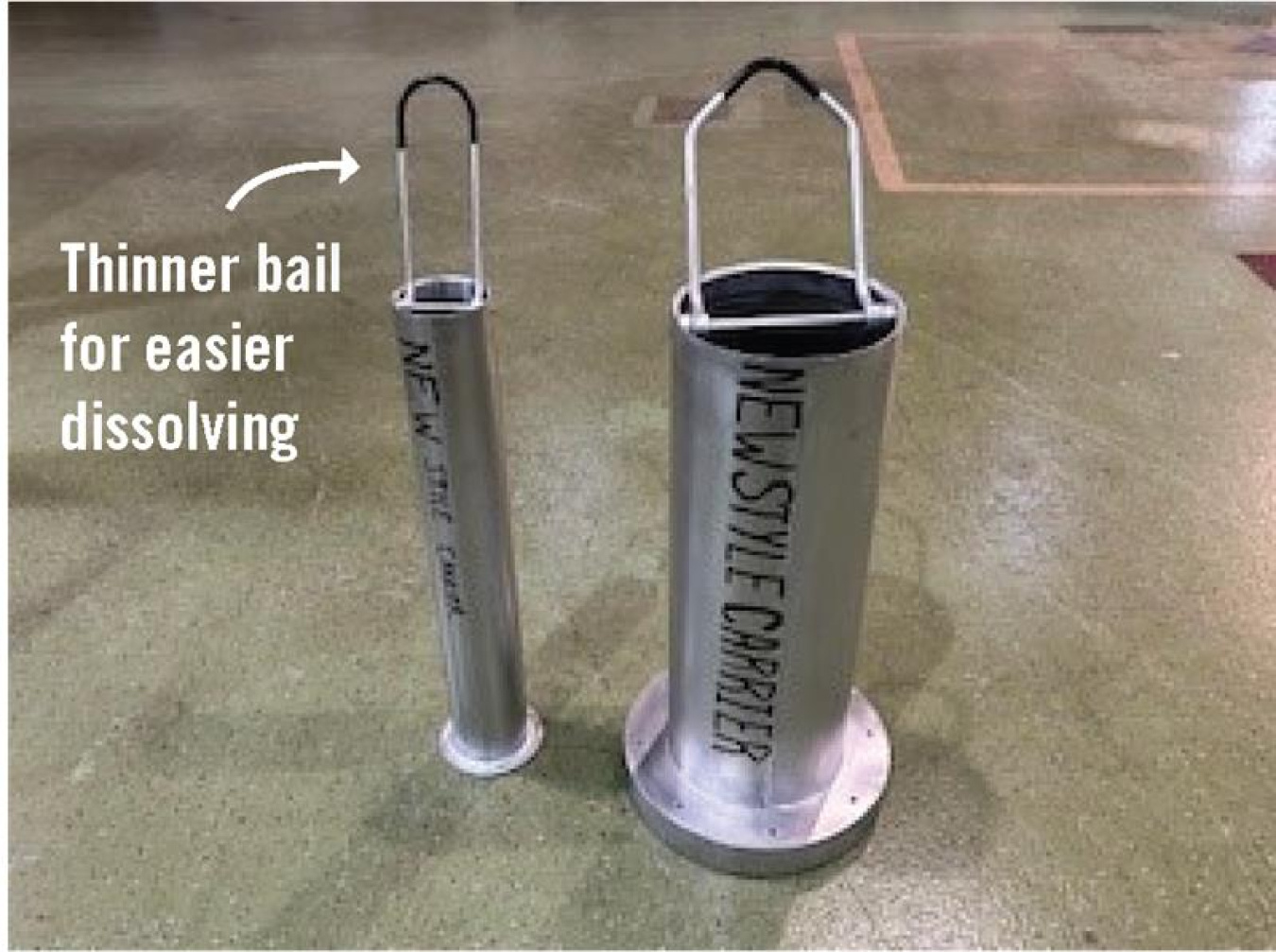 Carrier bails for spent fuel reactors, diagram labeling the difference in the carriers