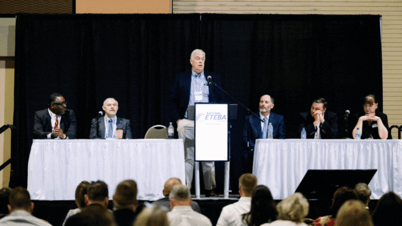 Rotating images of professionals attending a conference 