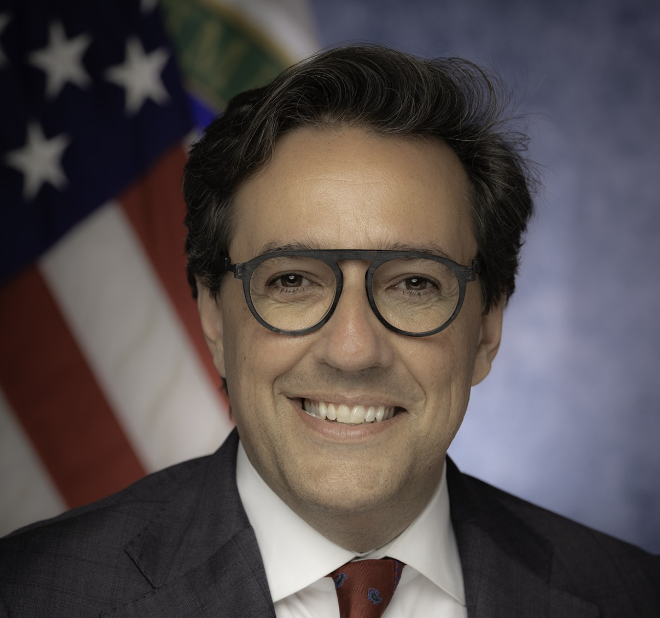 Dr. Darío Gil, Under Secretary for Science headshot