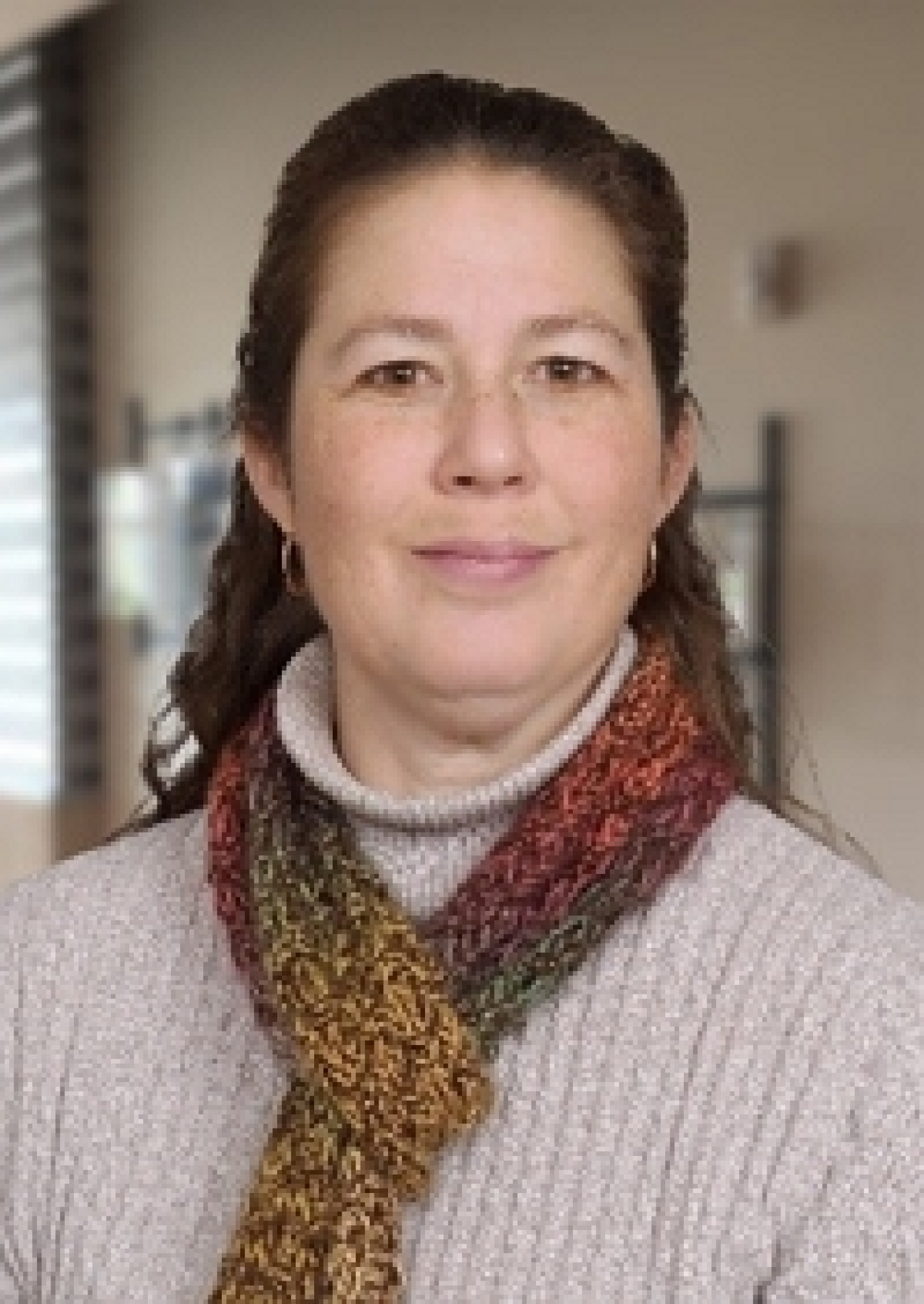 Head-and-shoulders photo of Julie Edwards.