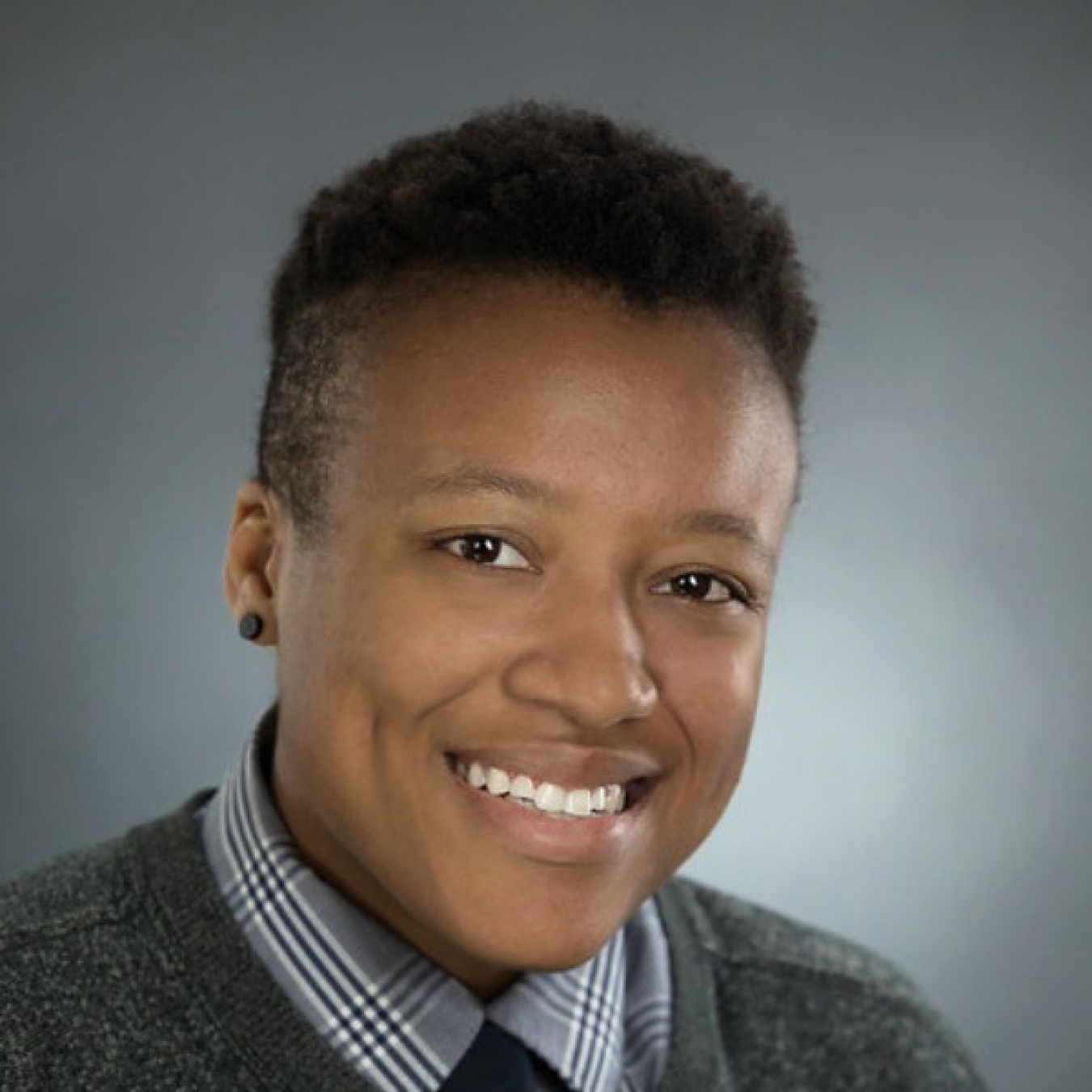 Head-and-shoulders photo of Sydney Edwards.