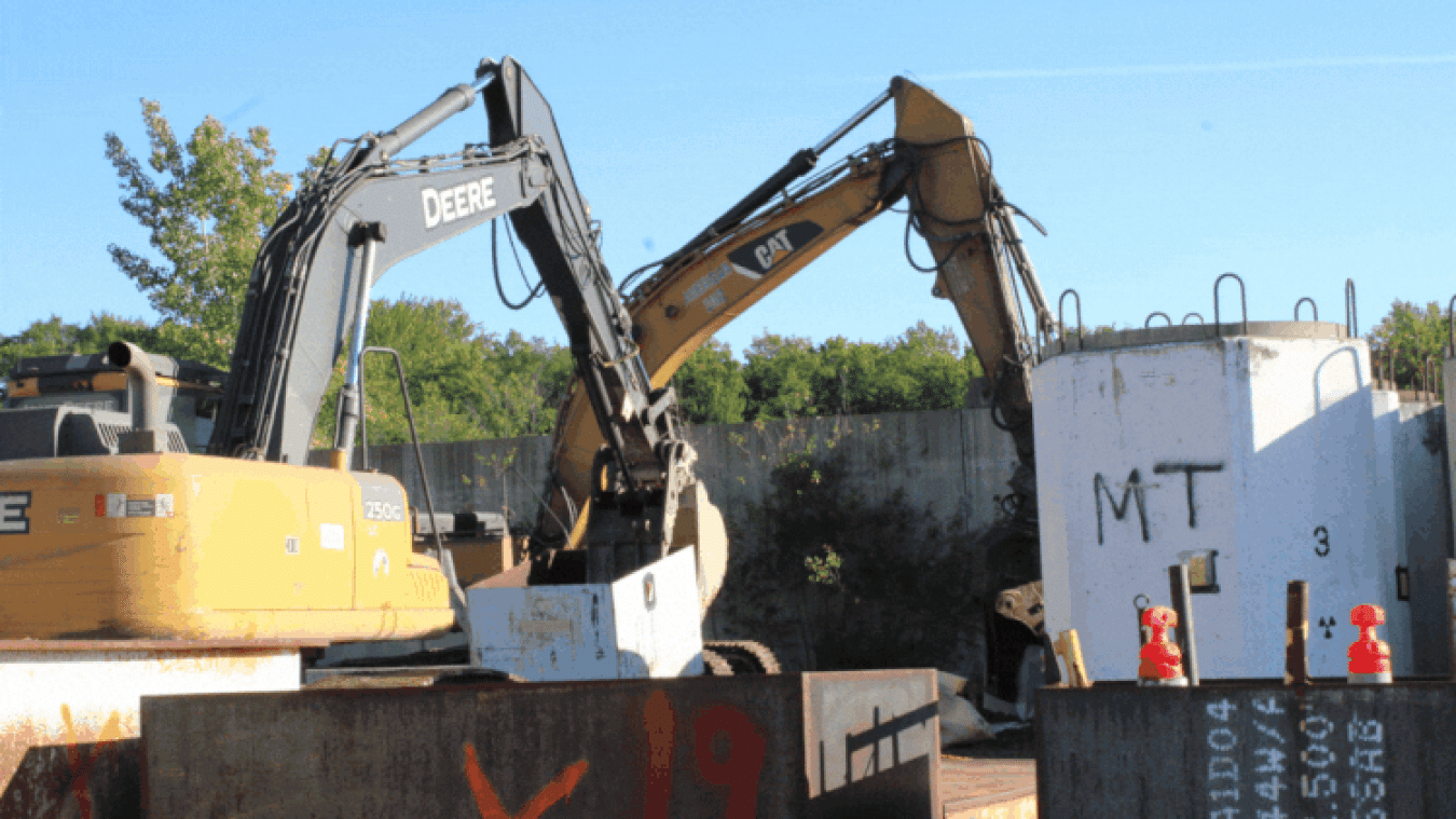 Rotating set of images of a demolition at the West Valley Demonstration Project