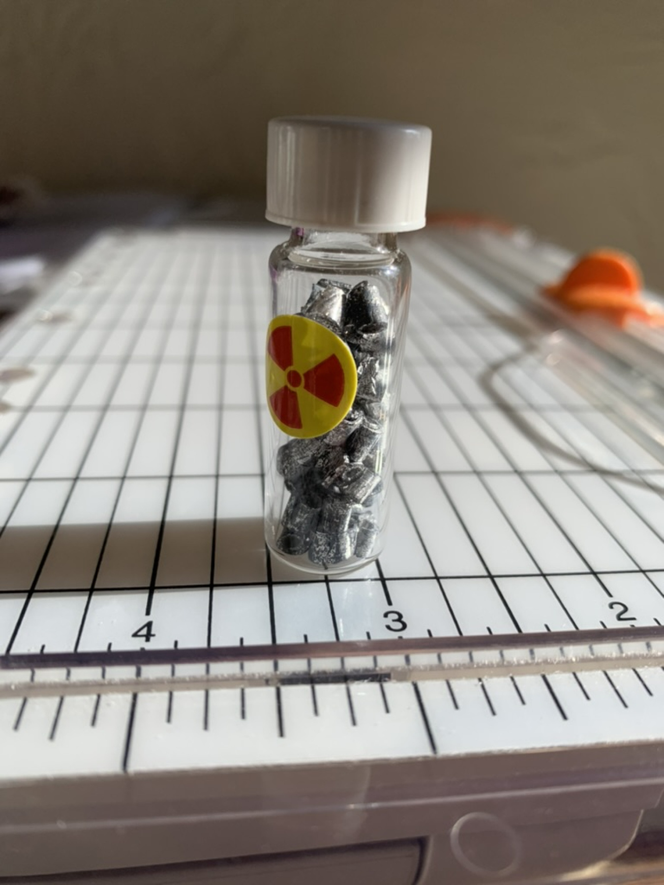 Radioactive sample used in joint exercise