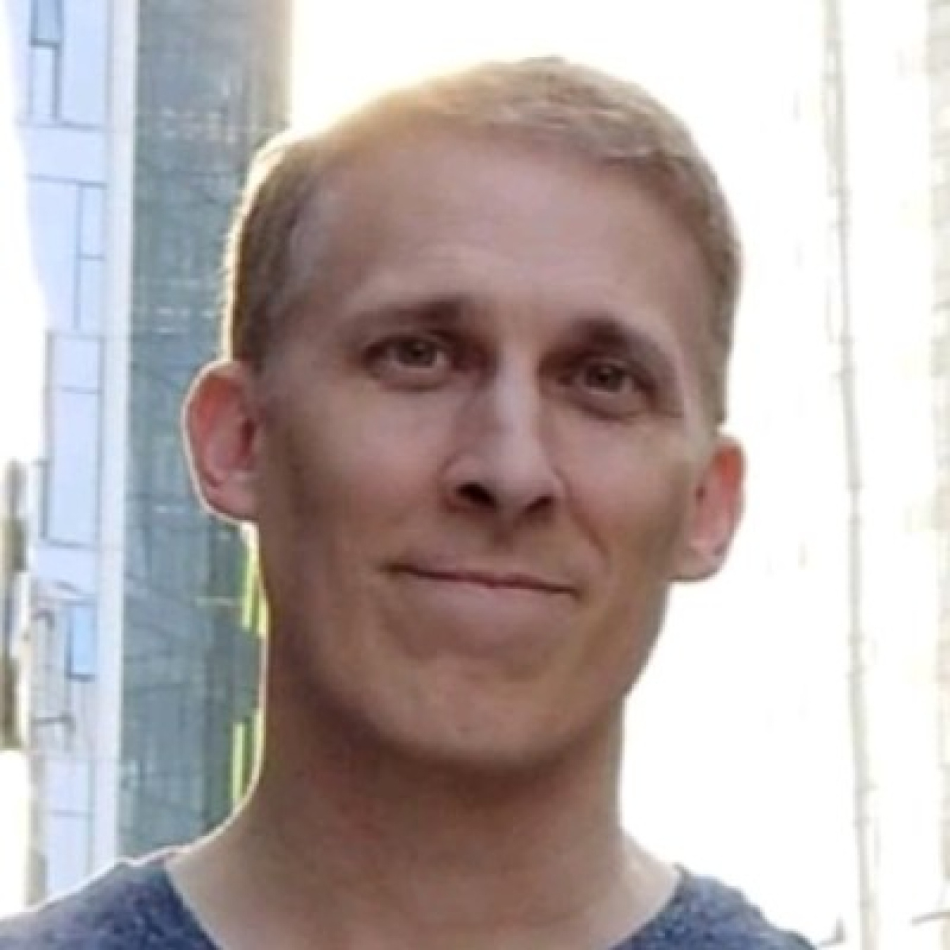 Derek Cowburn, CEO, LumenCache.