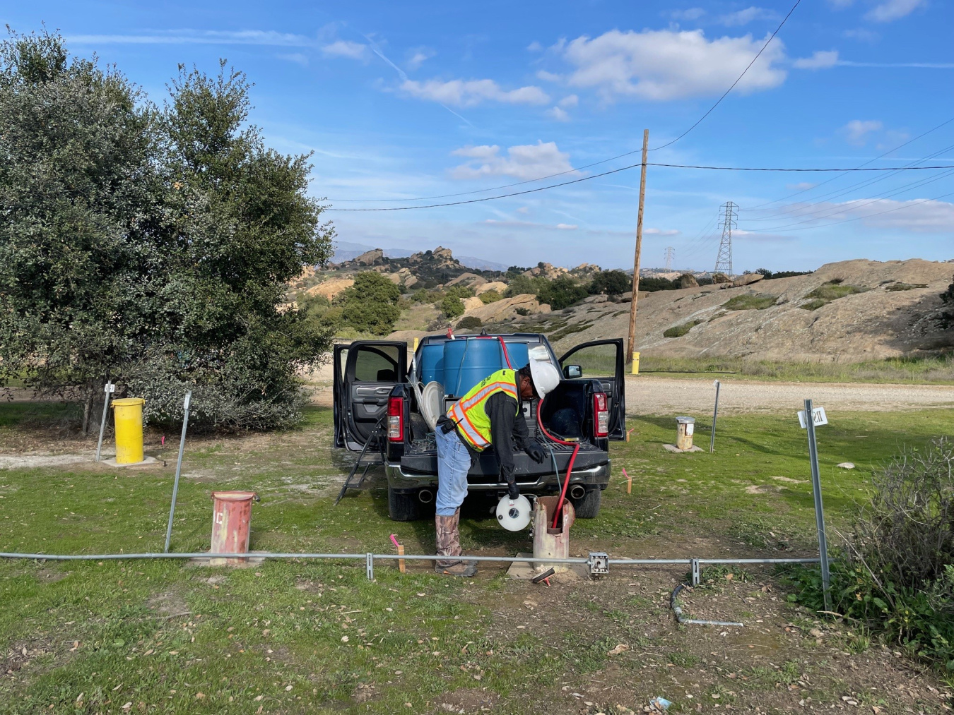 Measuring groundwater levels