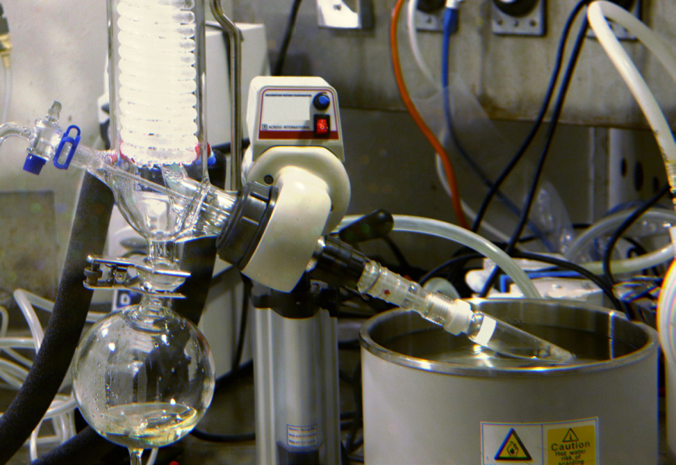 Science equiptment in a lab.