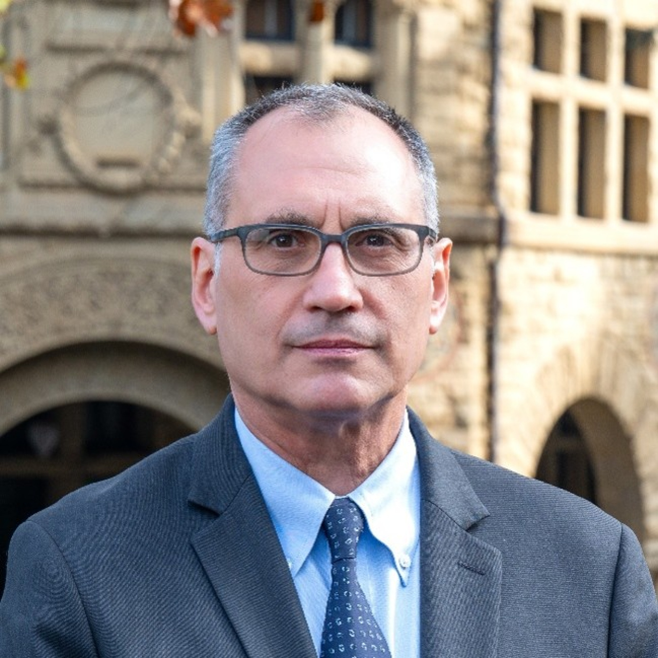 Dr. Isik C. Kizilyalli headshot