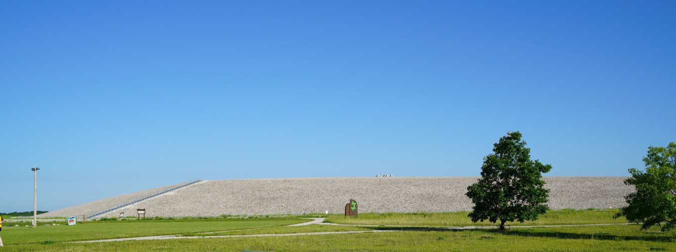 The disposal cell at the Weldon Spring Site, Missouri, is one of LM’s real property assets.