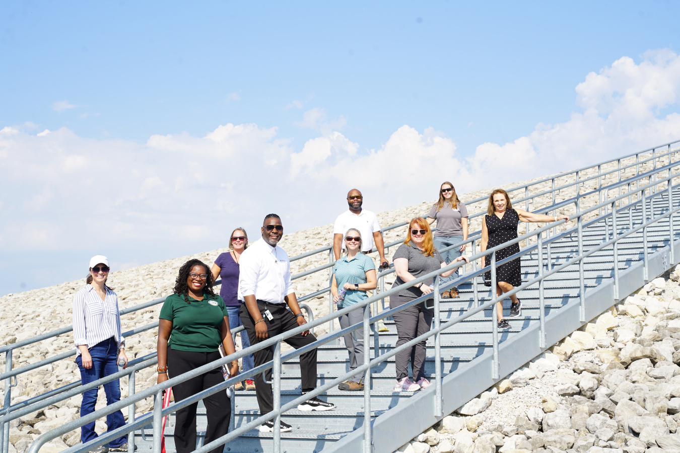 LM and CNL Visit Weldon Spring Disposal Cell