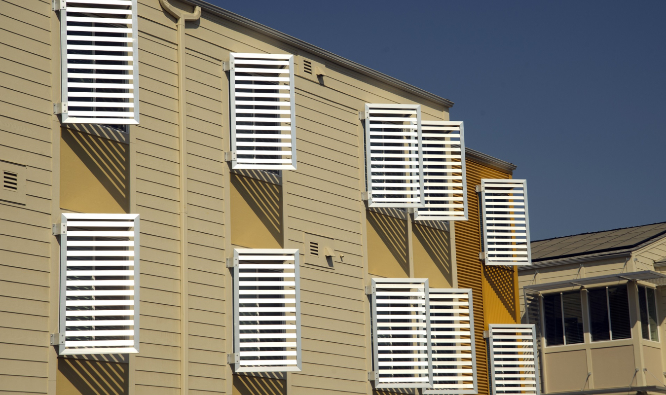 Davis_extwindowslarge_2.jpg